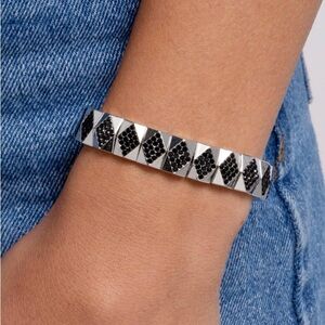 Ornate Outline - Black Bracelet